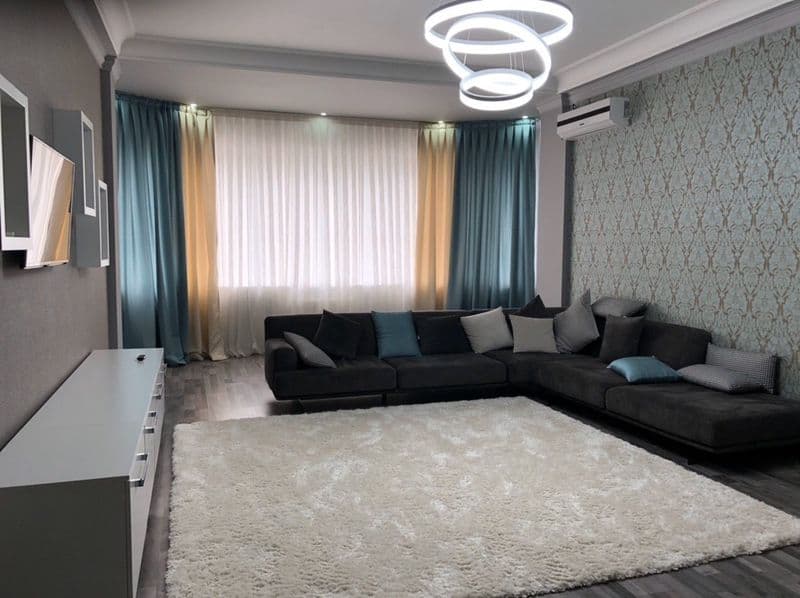 Гос Россия 4 х комнатная 170м <br />
<br />
Новостройка новы