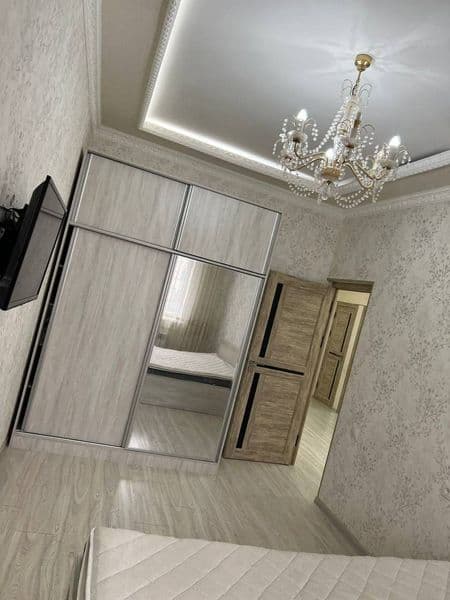 Srochno ijara beriladi uy 2xonali hamma narsasi bor novza me — фото 3