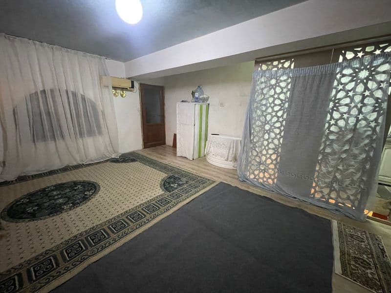 Двухкомнатная сделанная в Однукомнатную<br />
Большую комнат