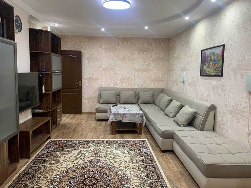 Я не посредник. Сдается своя 3 комнатную кв на Ц-1 по улицу 