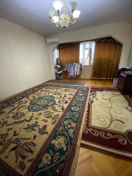 Ижарага 1 та аел киз шериклика оламиз .   3 хонадан иборат  