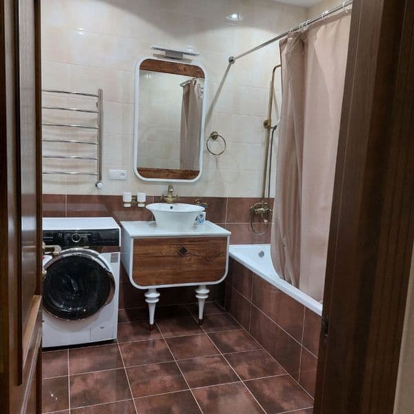 Аренда  Мирабадский р-н <br />
Гостиница России   4/2/4 кирп — фото 4