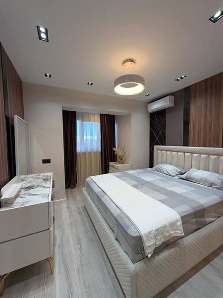 К вашему вниманию рады представить 3х комнатную квартиру на 