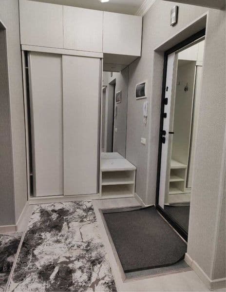 Novza metrosi yonida korzinkani protividagi domga Srochna oq — фото 2