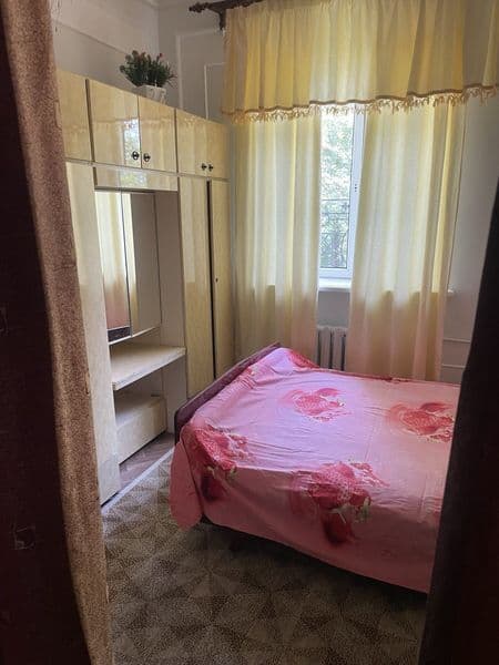 Аренда 2х комнатная  2 этаж   ориентир Северный вокзал <br /