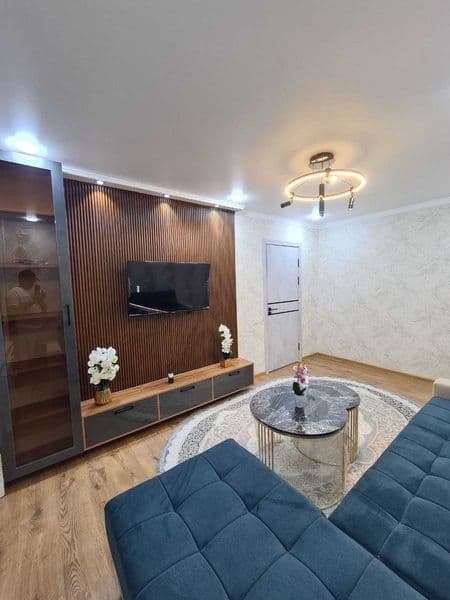 СДАЕТСЯ 1 ком после ремонта срочно <br />
новая квартира ник