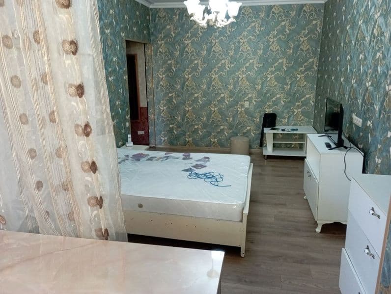 Мирзо Улугбек массив Ахмад юугинаки <br />
1 комнатная <br /