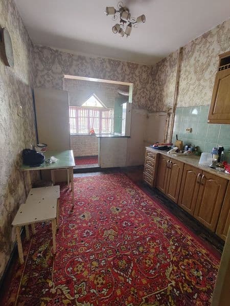 Аренда сергели 2. 2хона 4чи этаж 9этажли дом ремонт средней 