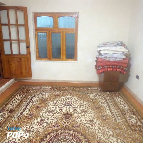 Yunusobod Tumani<br />
Bidomzorda<br />
2/1/4 uy<br />
1 xon