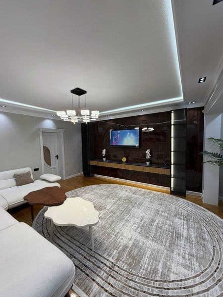 Сдается квартира для семейных<br />
<br />
• Район: Алмазар<