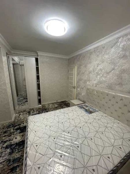 Shayhontohur tumani Moljal, Chorsu metrosi Chorsu bozoriga p