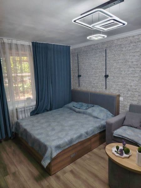 Яшнобод тумани олмос махаллада ижарага квартира бор<br />
 <