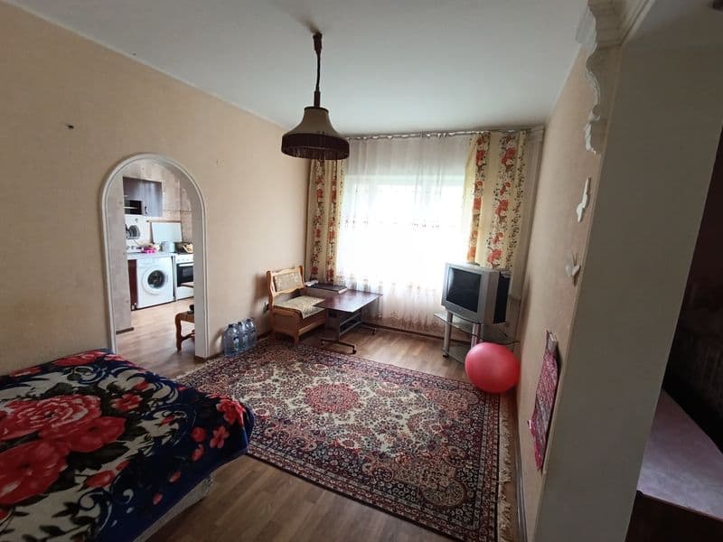 Сдам свою 1ком кв на феруза один , квартира чистая , соседи 