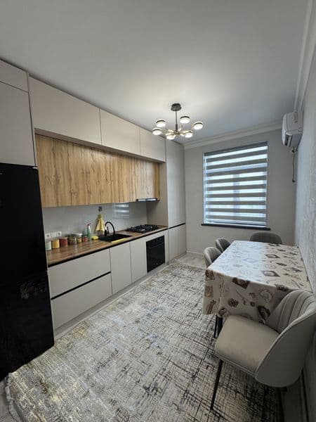 Сдаётся своя 2 комнатная квартира с новым ремонтом. Новостро — фото 3