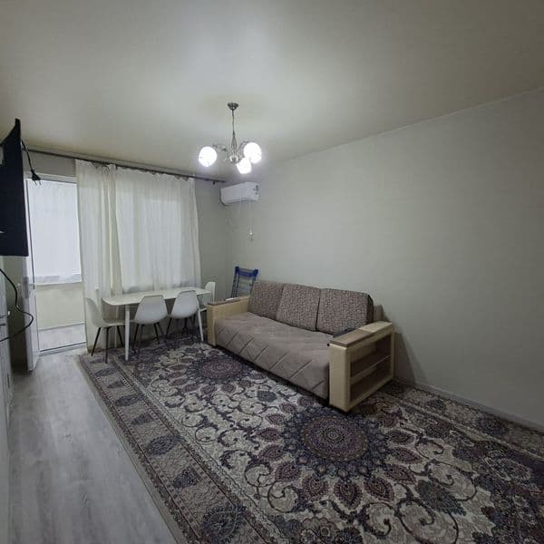 Аренда<br />
Юнусабад 11 -1в2/1/4<br />
С ремонтом<br />
С м