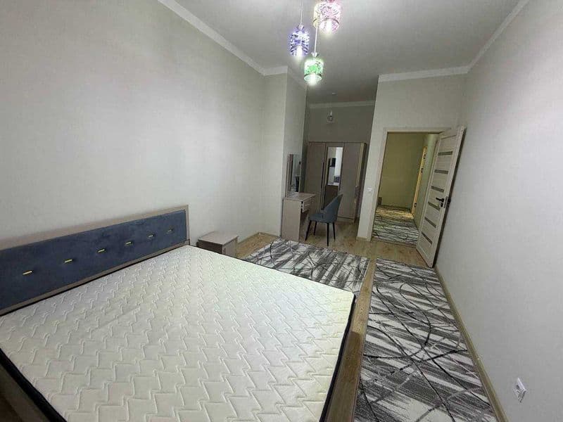 Сдаётся шикарная 5-комнатная квартира в Новостройка<br />
<b — фото 4