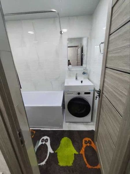 Район: Шайхантахурский<br />
Адрес: себзор<br />
<br />
Комн — фото 4