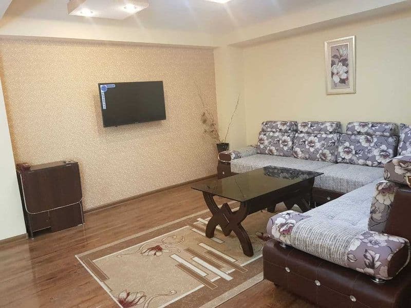 Сдается 2-комнатная  квартира в центре города На Метро Ойбек — фото 2