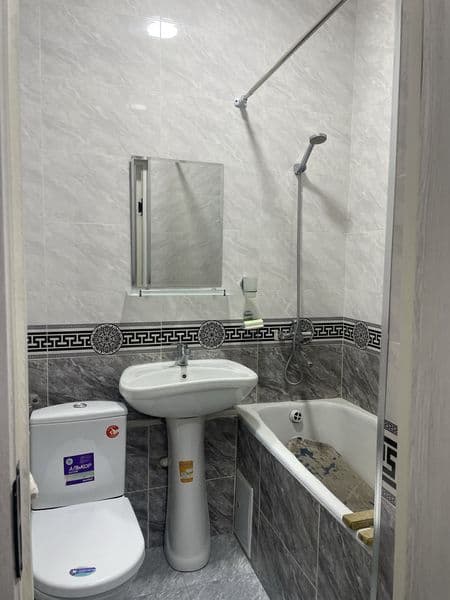 Farxod bozor brand rows yonida bollarga kv bor. korpa idish  — фото 4