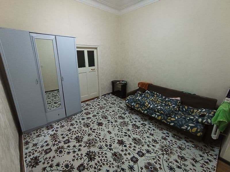 Sheriklikka 1 ta akuratni turadigan bola olinadi<br />
Xonal