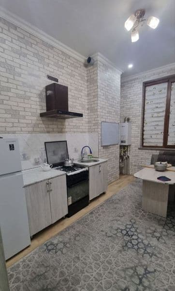 Mirzo Ulugʻbek Parketskiy 2 xona kv ijaraga beriladi hamma w