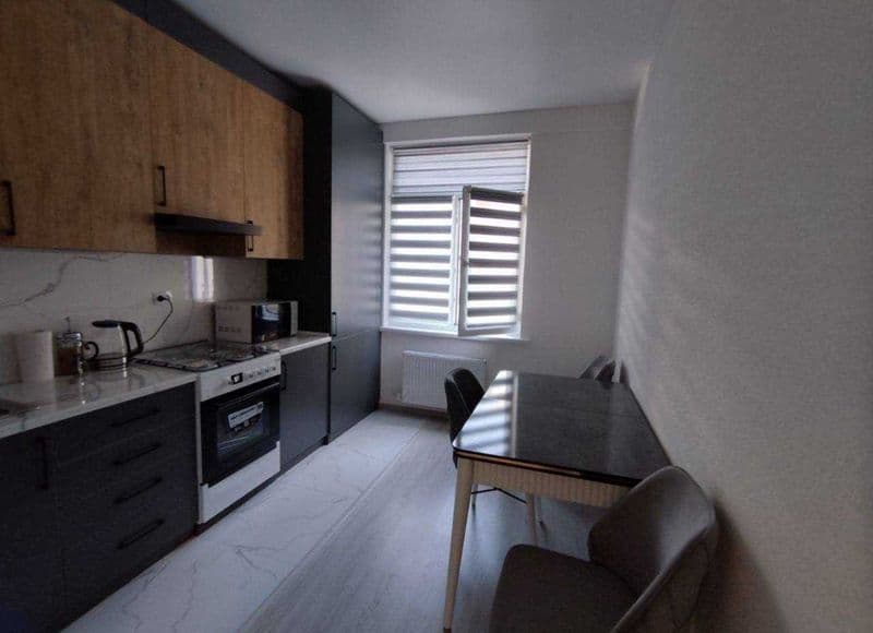 Срочно сдается в аренду квартира ориентир Кадышева базар дол — фото 2