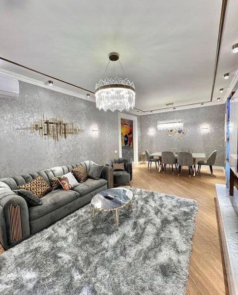 Сдается квартира в самом центре города <br />
<br />
Адрес:  — фото 2