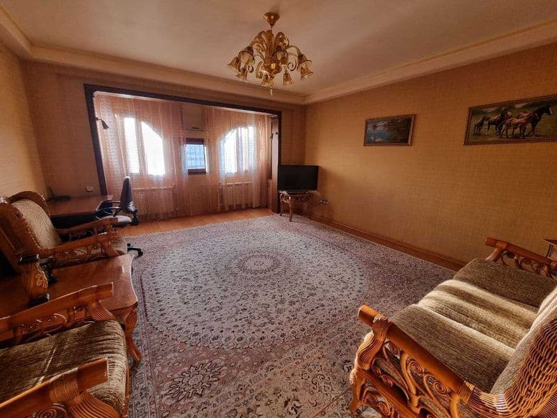 Улица Ойбек, 49 дом, 3 комнатная переделанная в 2 комнатную, — фото 4