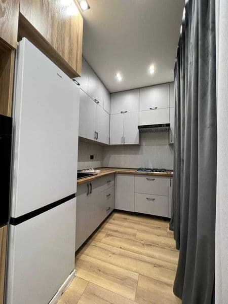 Аренда долгосрочная<br />
Алайский, монумент Мужества<br />
 — фото 5