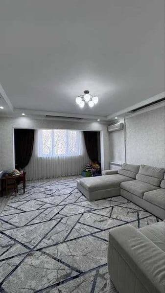 Сдаётся отличная и уютная квартира!<br />
<br />
 Район: Мир — фото 3