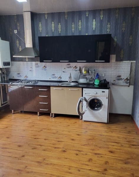 Ижарага 3.хонали ховли берилади хамма шароити бор узок мудда