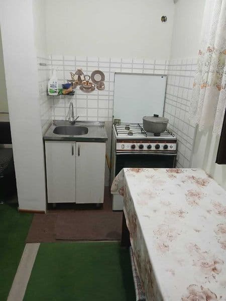 В квартире имеется: телевизор, холодильник, стиральная машин — фото 3