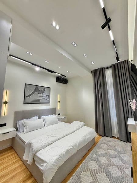 Срочно аренда квартира <br />
Шикарная ремонт никто не жил <