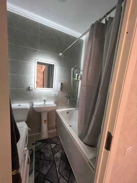 Сдаётся шикарная 1-комнатная квартира <br />
<br />
 Район:  — фото 4