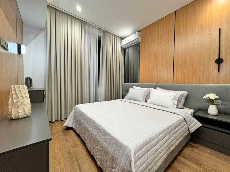 [УА:0130]<br />
Уважаемые гости и жители Ташкента, рады пред