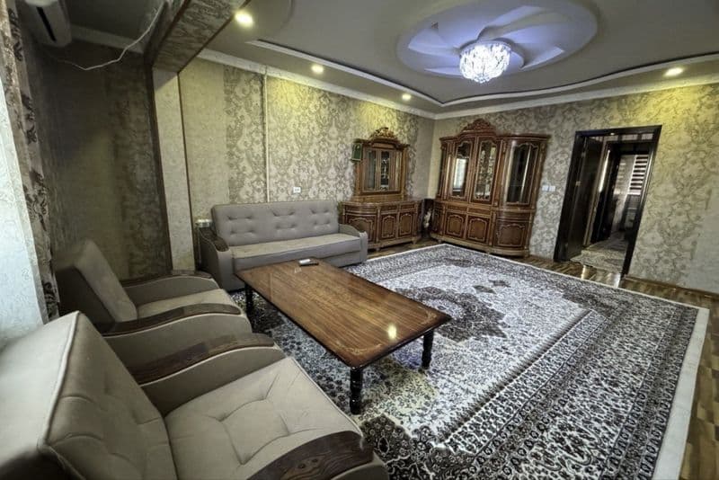 Аренда Яккасарой РУВД<br />
4хона<br />
3-етаж<br />
9-етажк