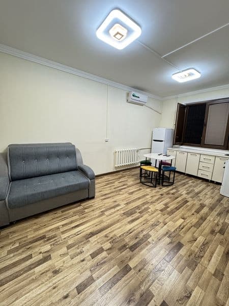 Сдается квартира в аренду<br />
Мебель техника<br />
Отлично