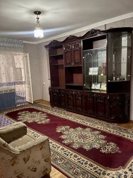 Ищем работающую порядочную, чистоплотную девушку для совмест