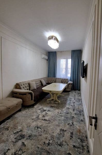 Район - Алмазарский<br />
Ориентир - Корасарой<br />
Комнат 