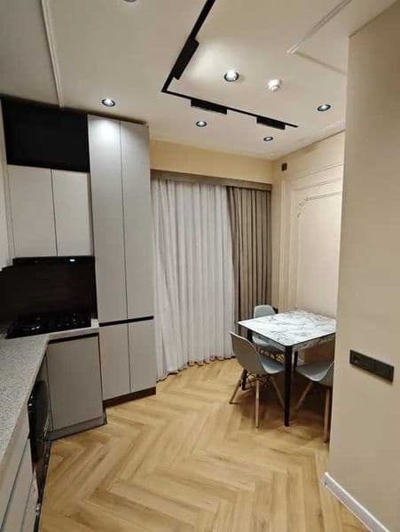 • Комнат: 2<br />
<br />
• Этаж: 4<br />
<br />
• Этажность: — фото 4