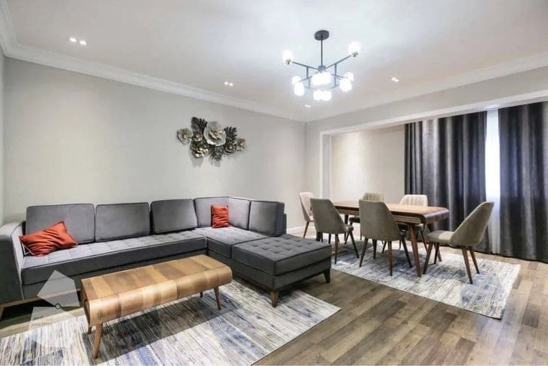 Мирабадский район <br />
Цум<br />
2/2/4<br />
70м2<br />
<b