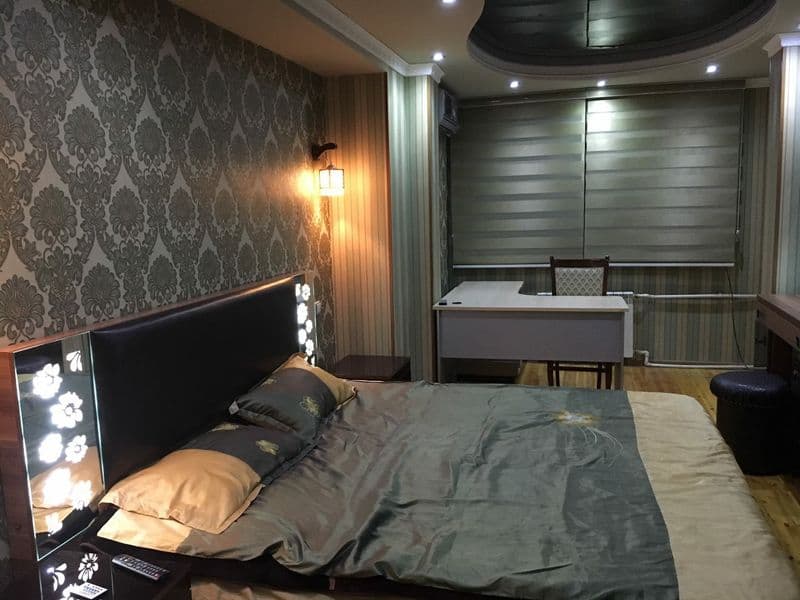 м. Дружба народов | 3-ком | 96 м² | 4/9 | 1000$<br />
<br />