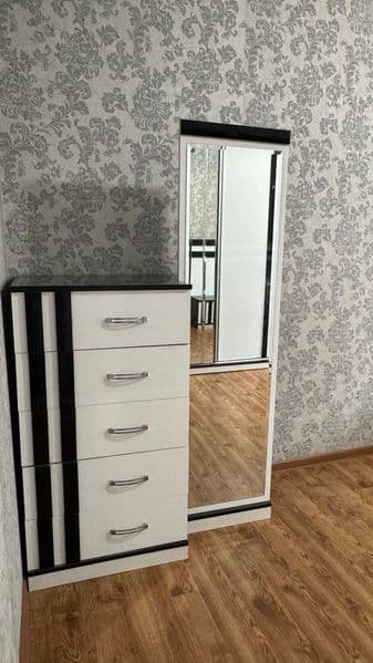 Квартира с ремонтом, укомплектованная необходимой обстановко — фото 3