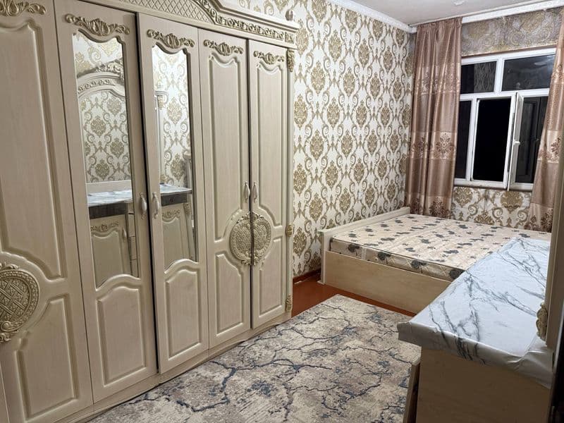 Ттз-2 Сдается квартира 2/4/4 балкон 1.5х6 <br />
Мирзо-Улугб — фото 4