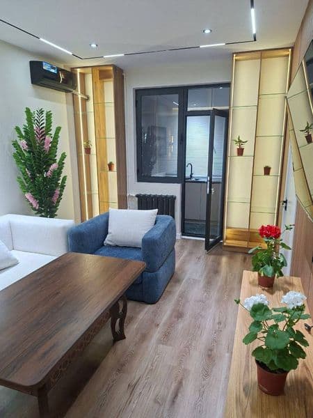 Аренда <br />
2в3/1/4 Максим Горький Ориентир Художник <br /