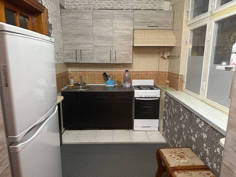 Квартира состояние хорошее зайти жить мебель техника всё ест