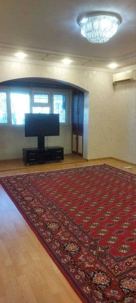 Квартира 3 хонали 3-этажда жойлашган ҳамма шароитлари бор. М