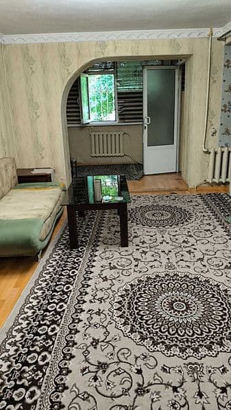 сдается трех комнатная квартира в районе Чиланзара 9 квартал