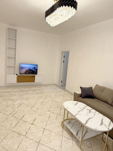 Srochnoo YANGI Darxom <br />
SERGELI YANGI DARXON <br />
2 X