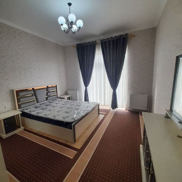 Kimlar uchun: Oilaga Yoki 6Ta bollaga  <br />
Manzil: Drujba